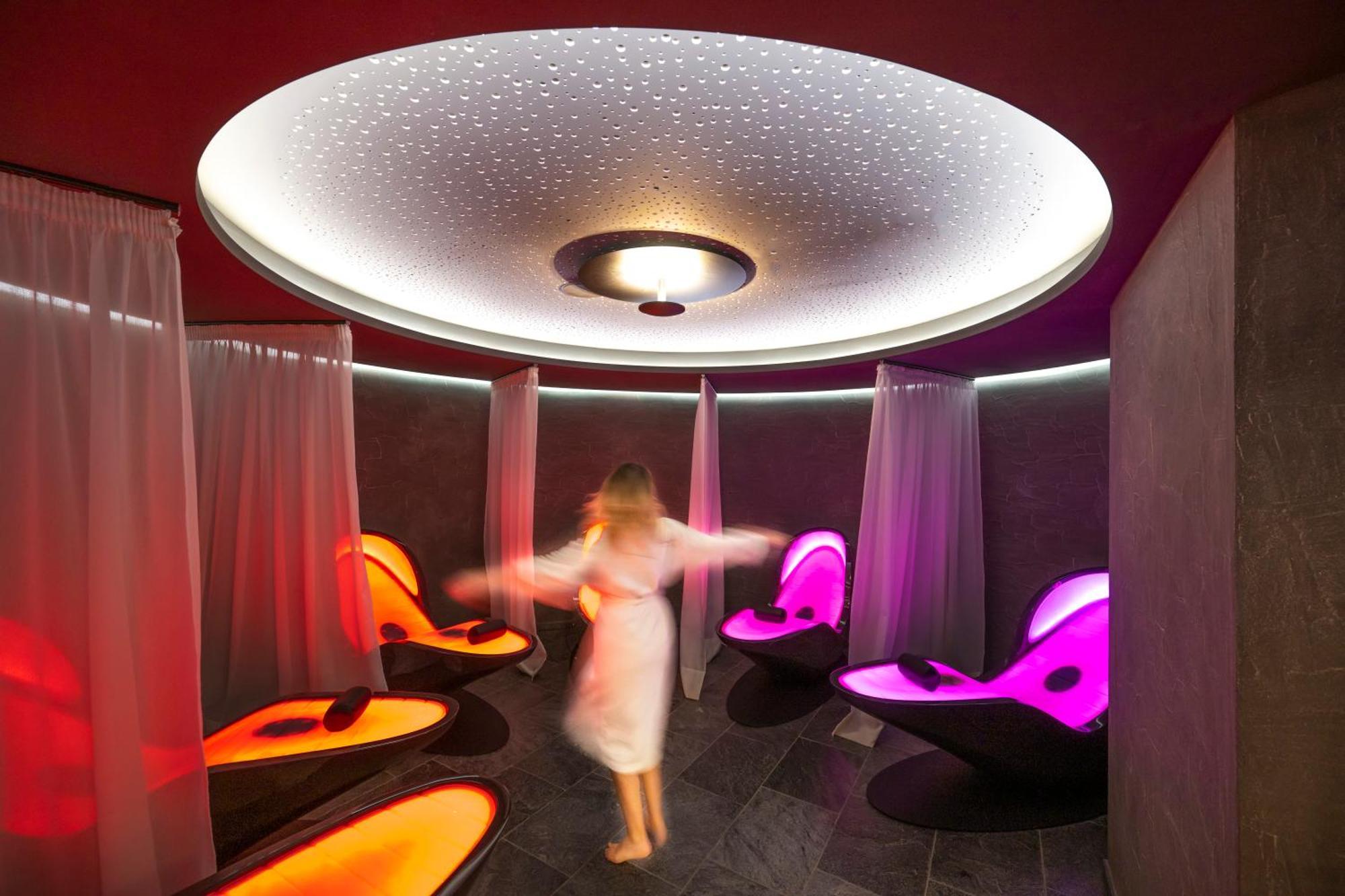 Ciampedie Luxury Alpine Spa Hotel Виго-ди-Фасса Экстерьер фото