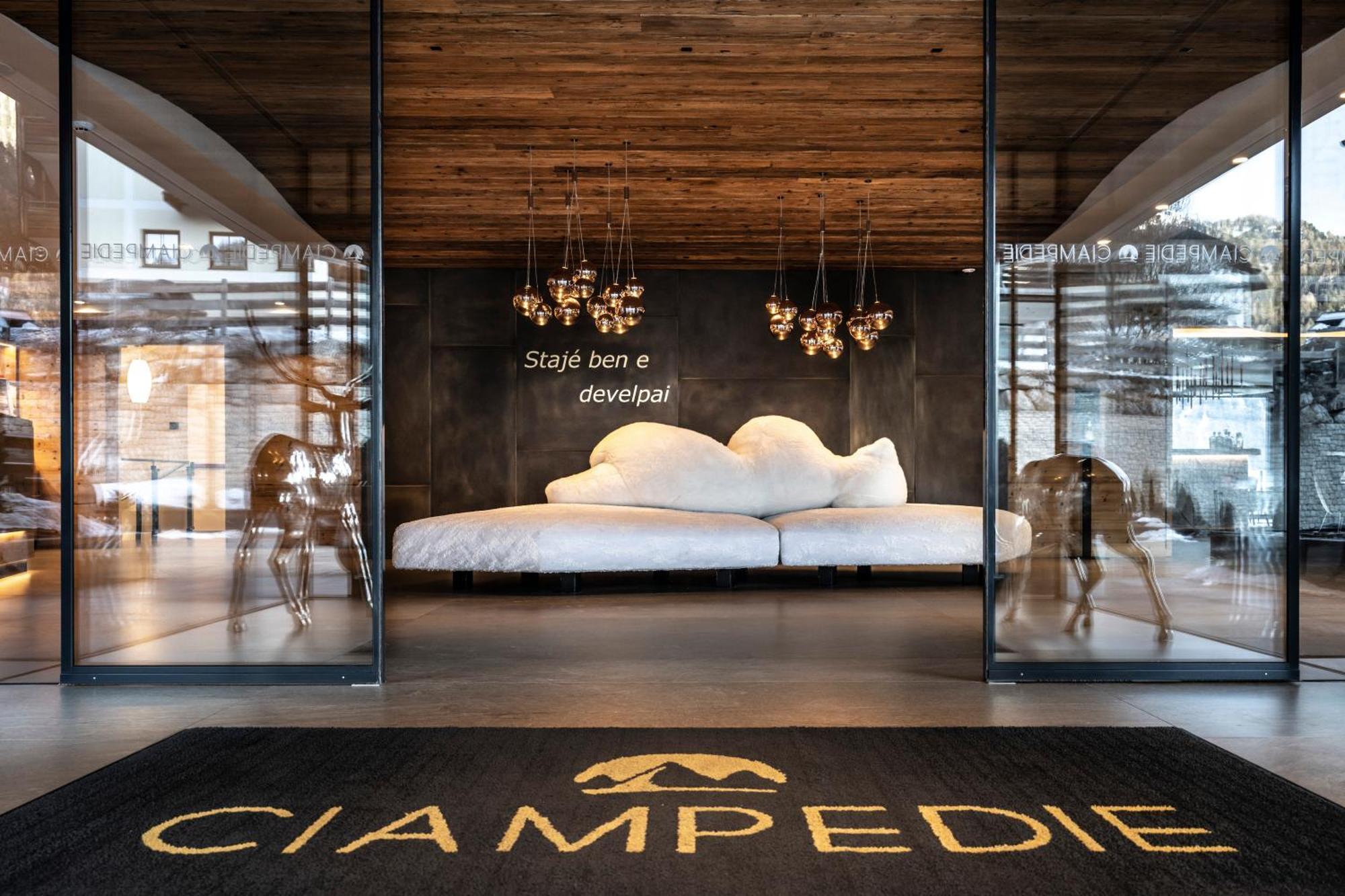 Ciampedie Luxury Alpine Spa Hotel Виго-ди-Фасса Экстерьер фото