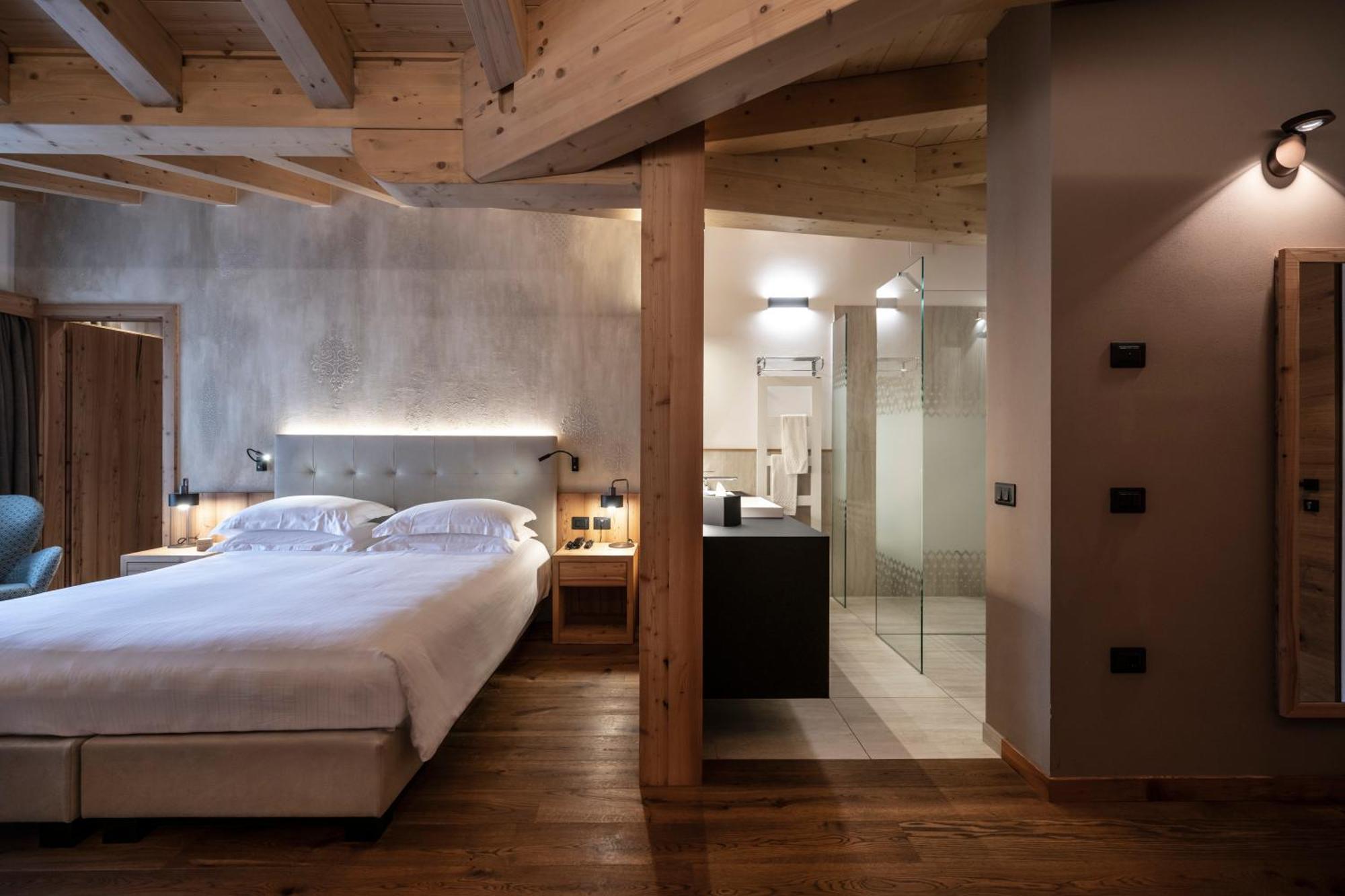 Ciampedie Luxury Alpine Spa Hotel Виго-ди-Фасса Экстерьер фото