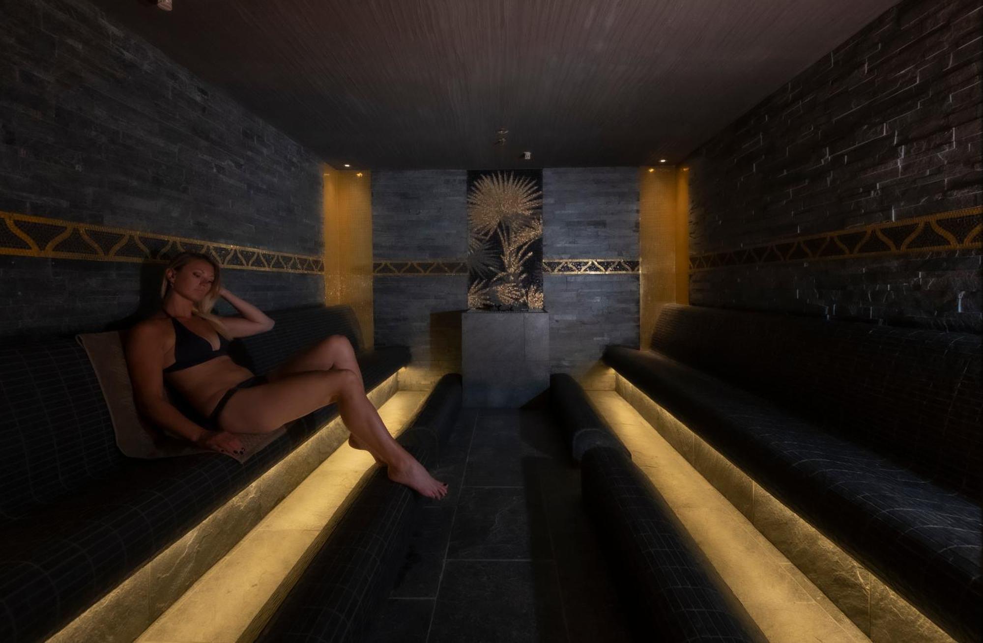 Ciampedie Luxury Alpine Spa Hotel Виго-ди-Фасса Экстерьер фото