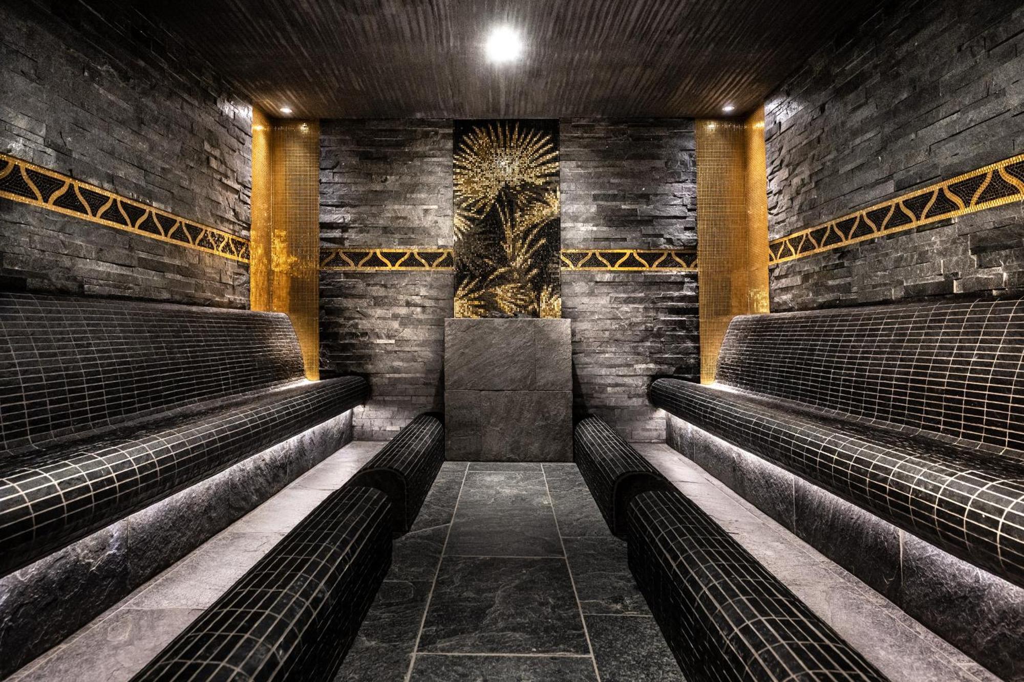 Ciampedie Luxury Alpine Spa Hotel Виго-ди-Фасса Экстерьер фото